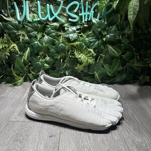 Peluva Strand Men Gray White Barefoot Minimalist Lace up Shoes Size 11- EU 45